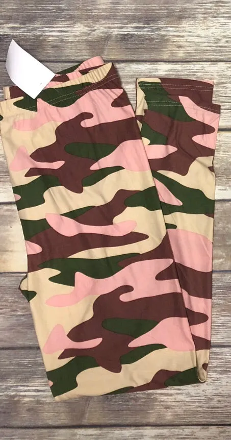 Hidden with Pink - Plus Size