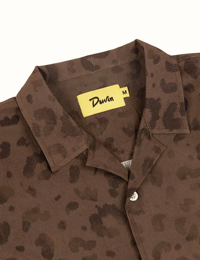 Men's Dark Leopard Leisure Stretch Buttonup - Leopard