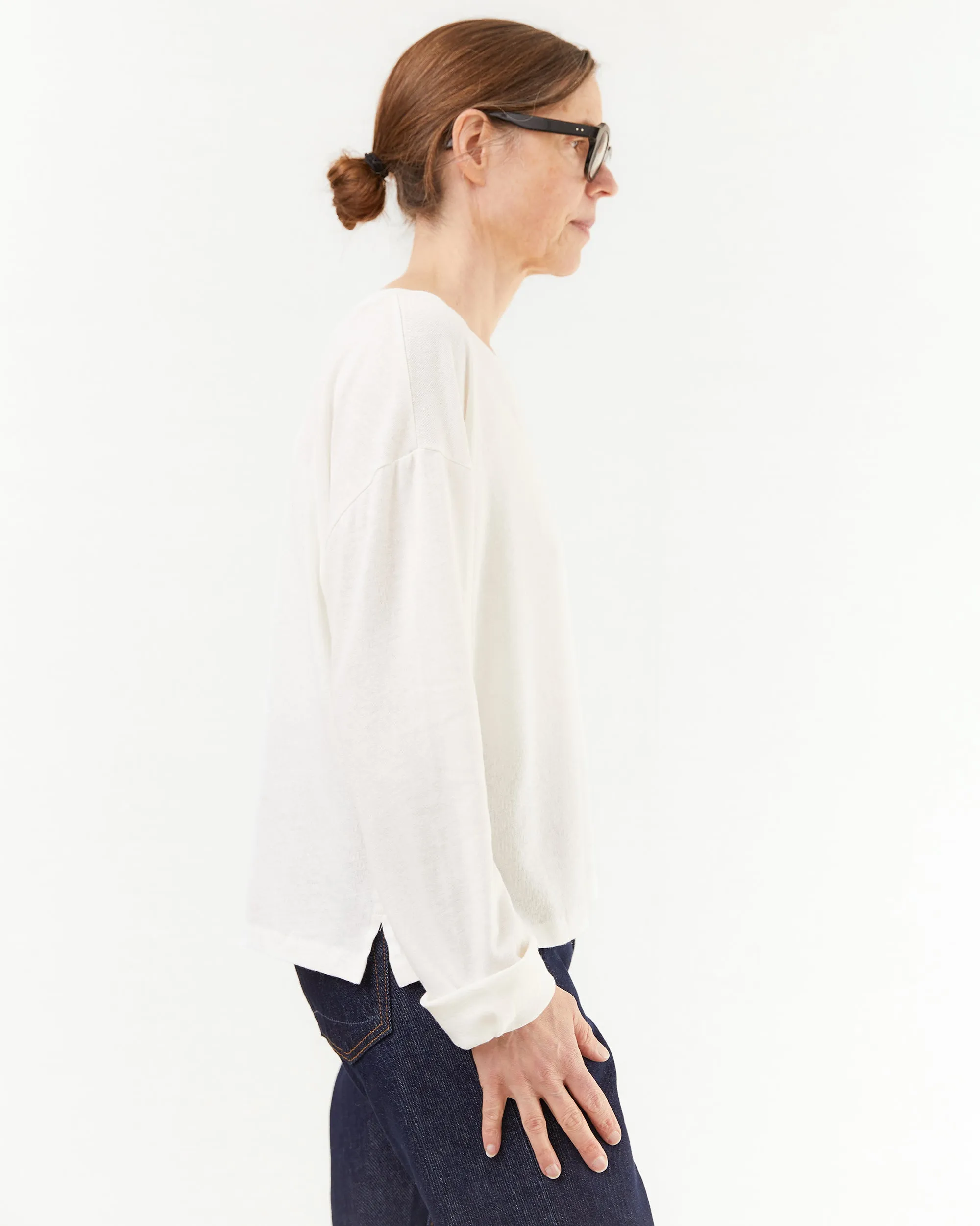 Merz b Schwanen Women's Cotton/Linen Long Sleeve T-shirt in White