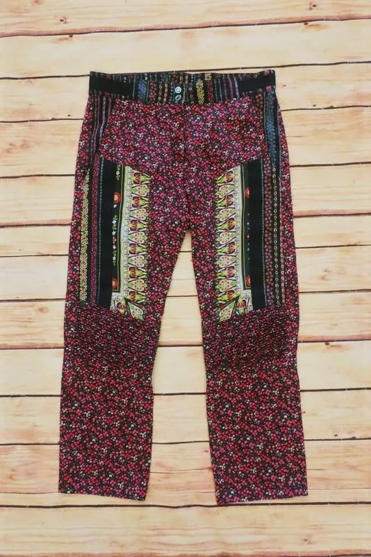 No. 21 Pants Black/Multi Floral Patchwork Print Silk Size 36 Cropped Trousers
