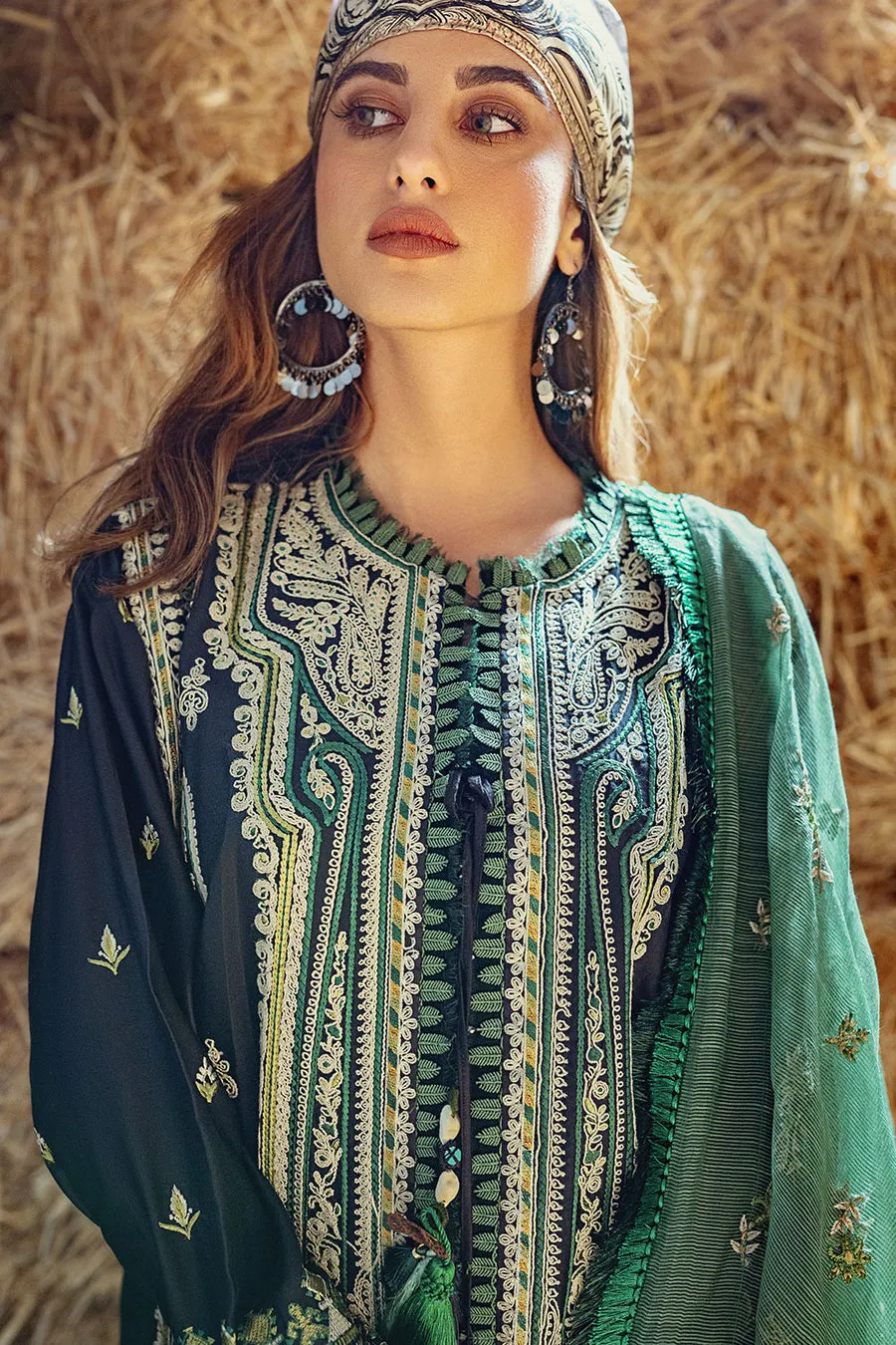 SOBIA NAZIR | AUTUMN/WINTER 2022 | AW22-2A