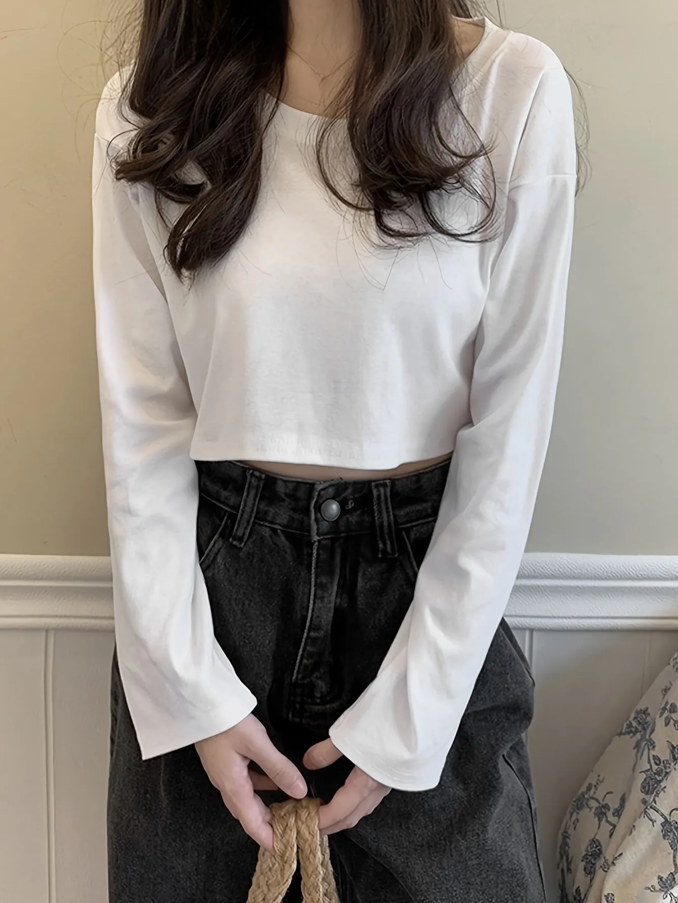 Solid Color Crew Neck Crop T-Shirt, Casual Long Sleeve T-Shirt For Spring & Fall, Women's Clothing