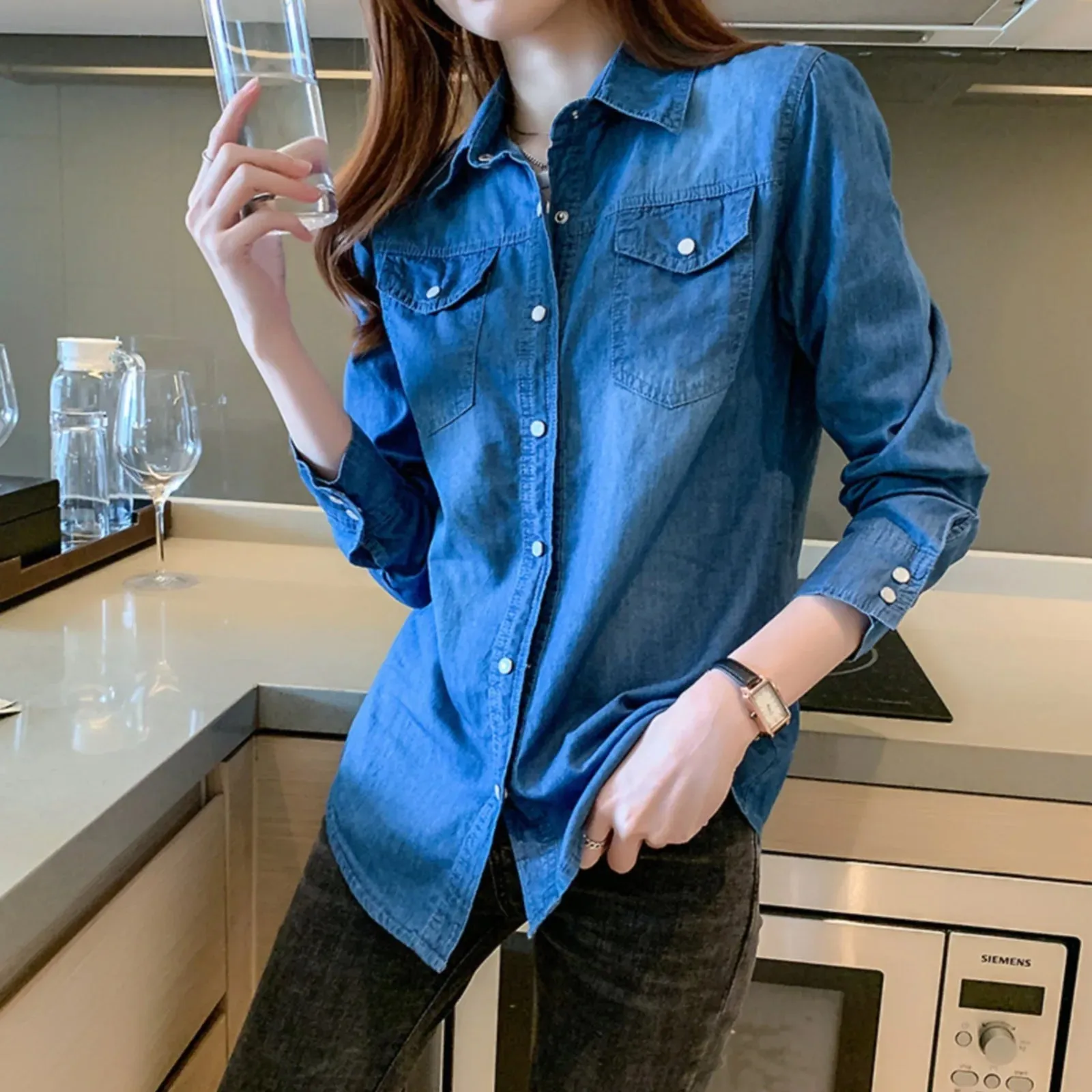 Women Long Sleeve Denim Shirt Single Breasted Korean Style Blouse Women With Pockets Loose Lapel Curved Hem Tops Spring Autumn