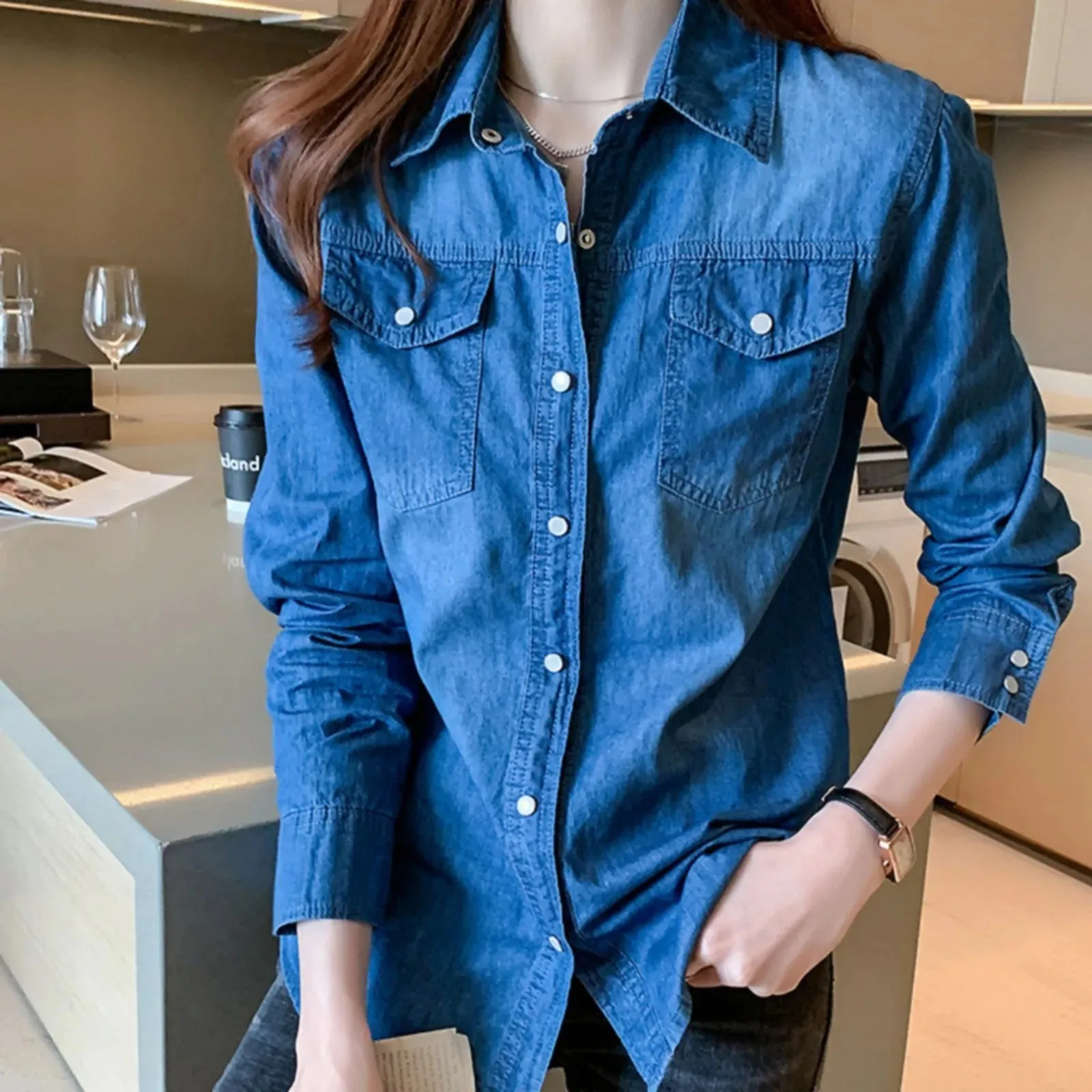 Women Long Sleeve Denim Shirt Single Breasted Korean Style Blouse Women With Pockets Loose Lapel Curved Hem Tops Spring Autumn