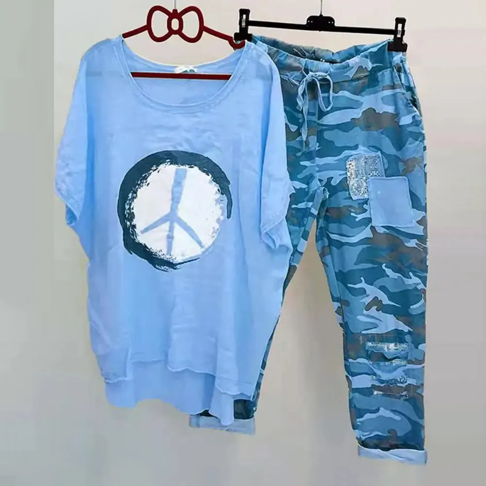 Women's 2-Piece Camouflage T-Shirt and Pants Set