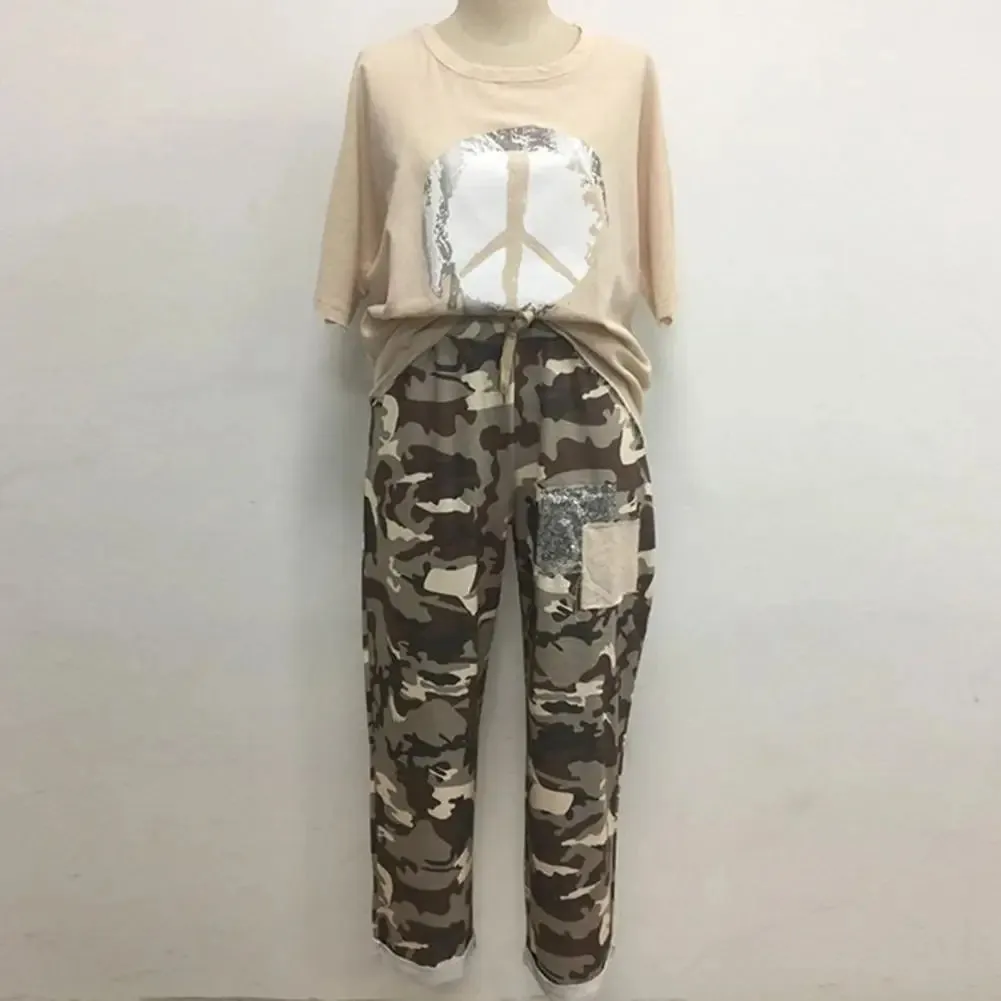 Women's 2-Piece Camouflage T-Shirt and Pants Set