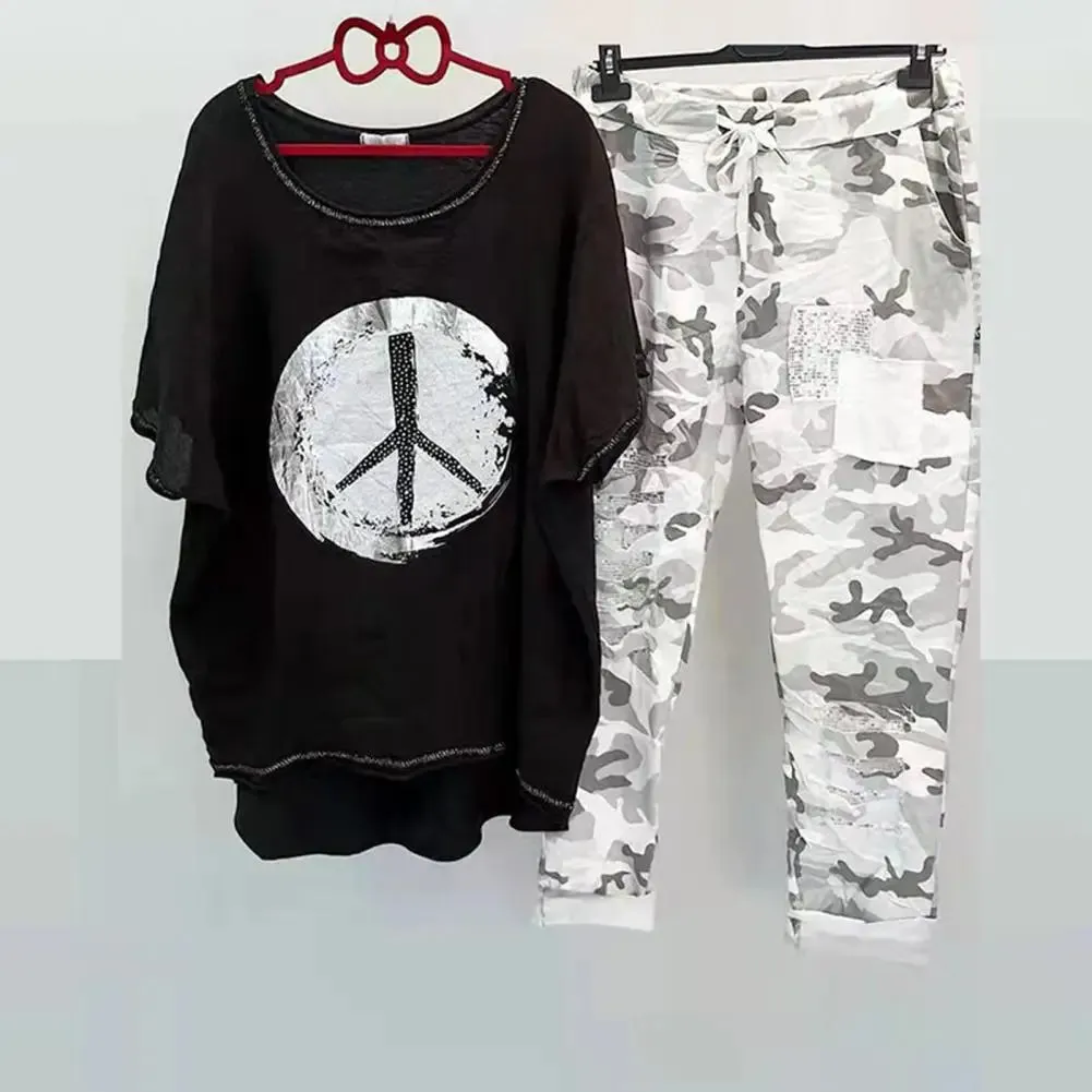 Women's 2-Piece Camouflage T-Shirt and Pants Set