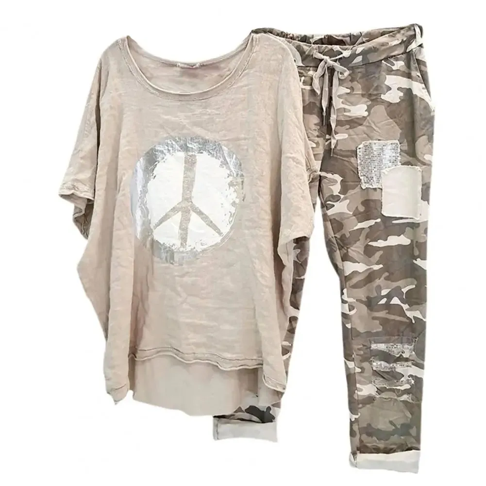 Women's 2-Piece Camouflage T-Shirt and Pants Set