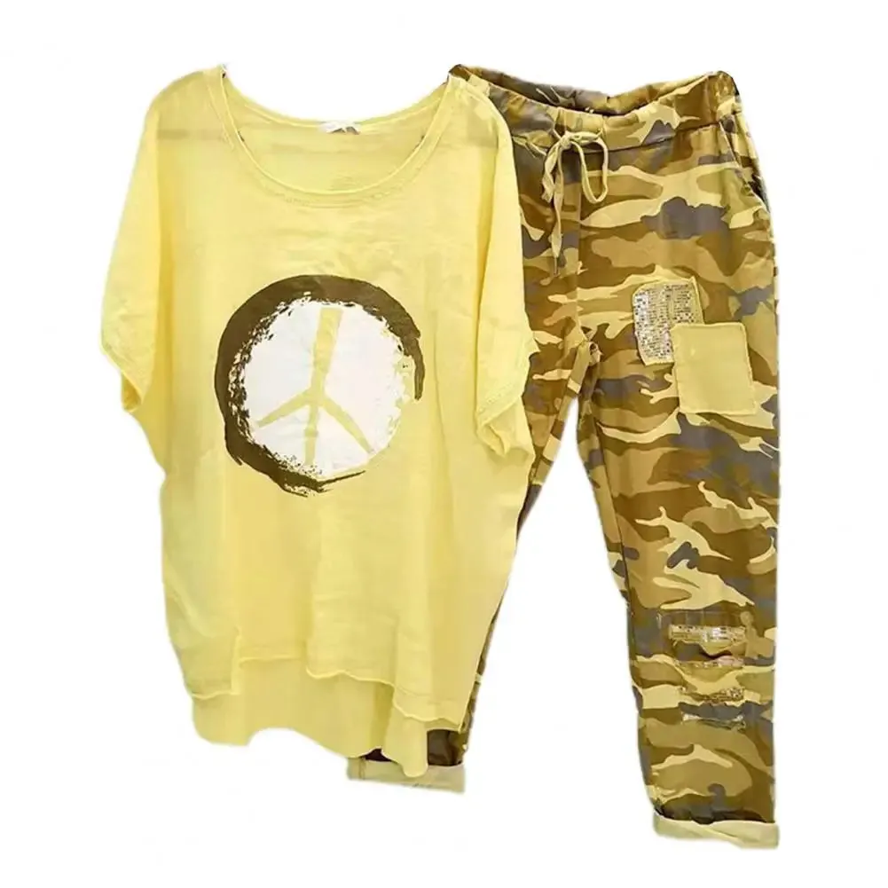 Women's 2-Piece Camouflage T-Shirt and Pants Set