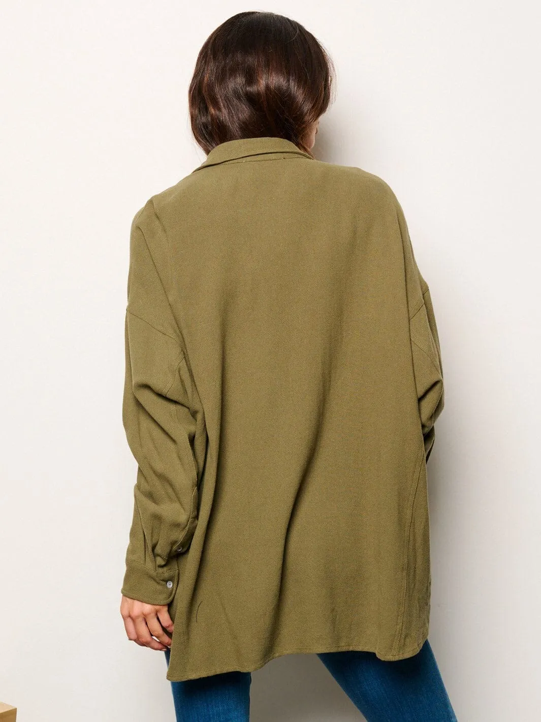 WOMEN'S LONG SLEEVE BUTTON UP FRONT POCKETS OVERSIZED SHIRT