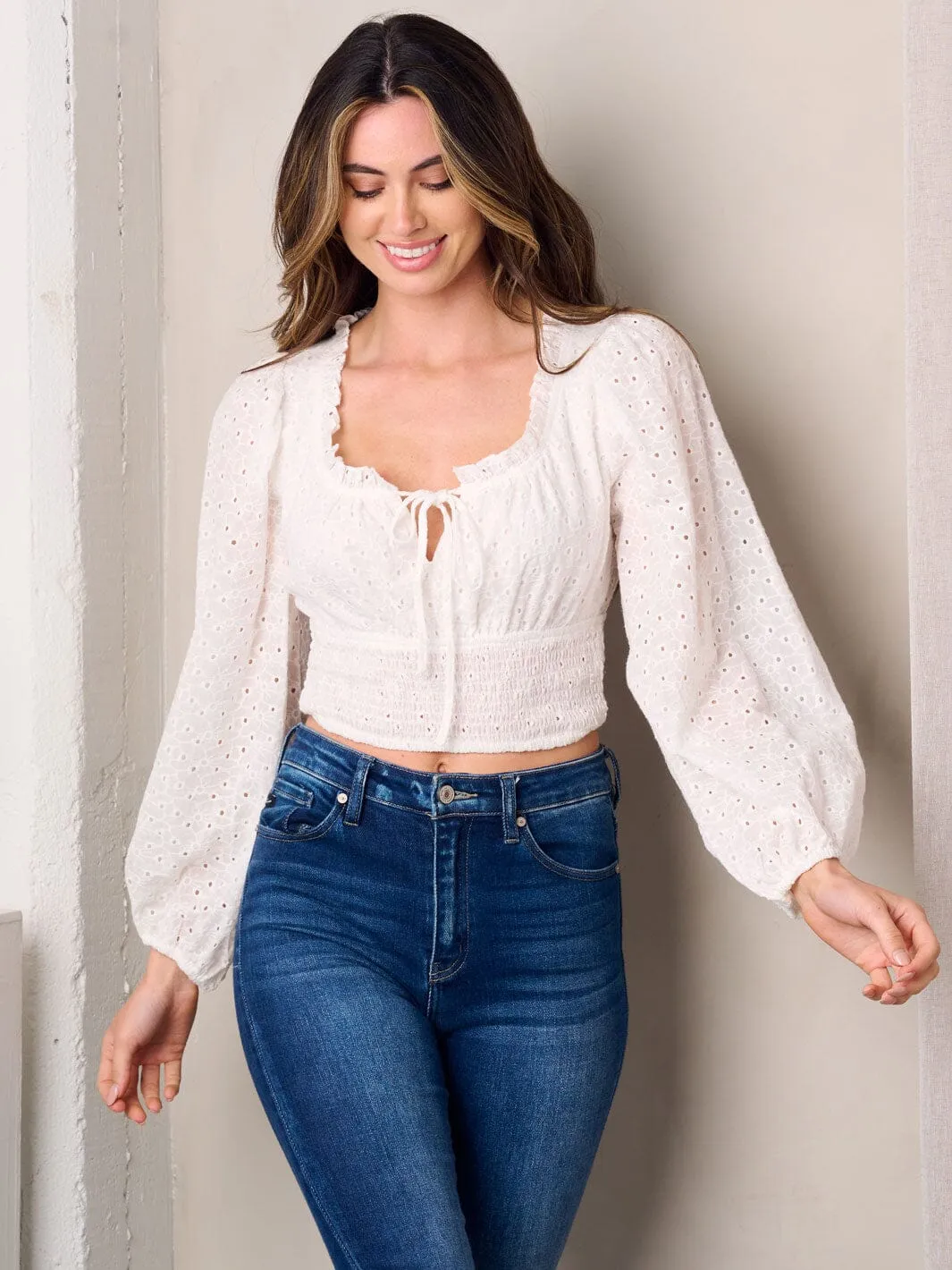WOMEN'S LONG SLEEVE EYELET DETAILED CROP TOP