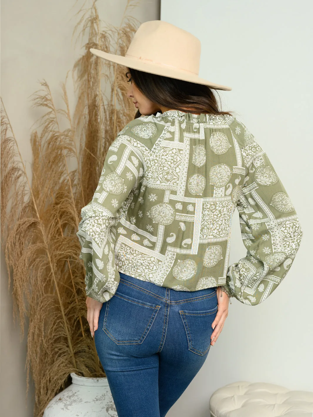 WOMEN'S LONG SLEEVE PAISLEY PRINT RUFFLE TOP