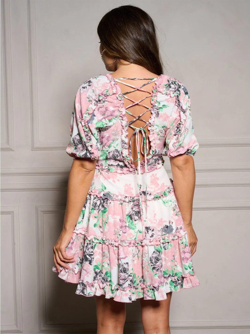 WOMEN'S SHORT SLEEVE RUFFLE BACK LACE UP FLORAL MINI DRESS