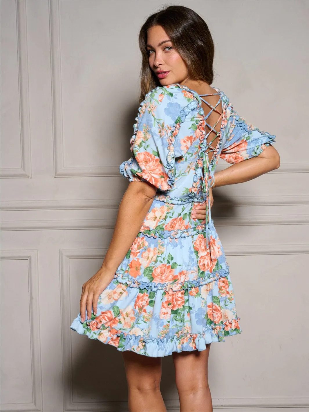 WOMEN'S SHORT SLEEVE RUFFLE BACK LACE UP FLORAL MINI DRESS