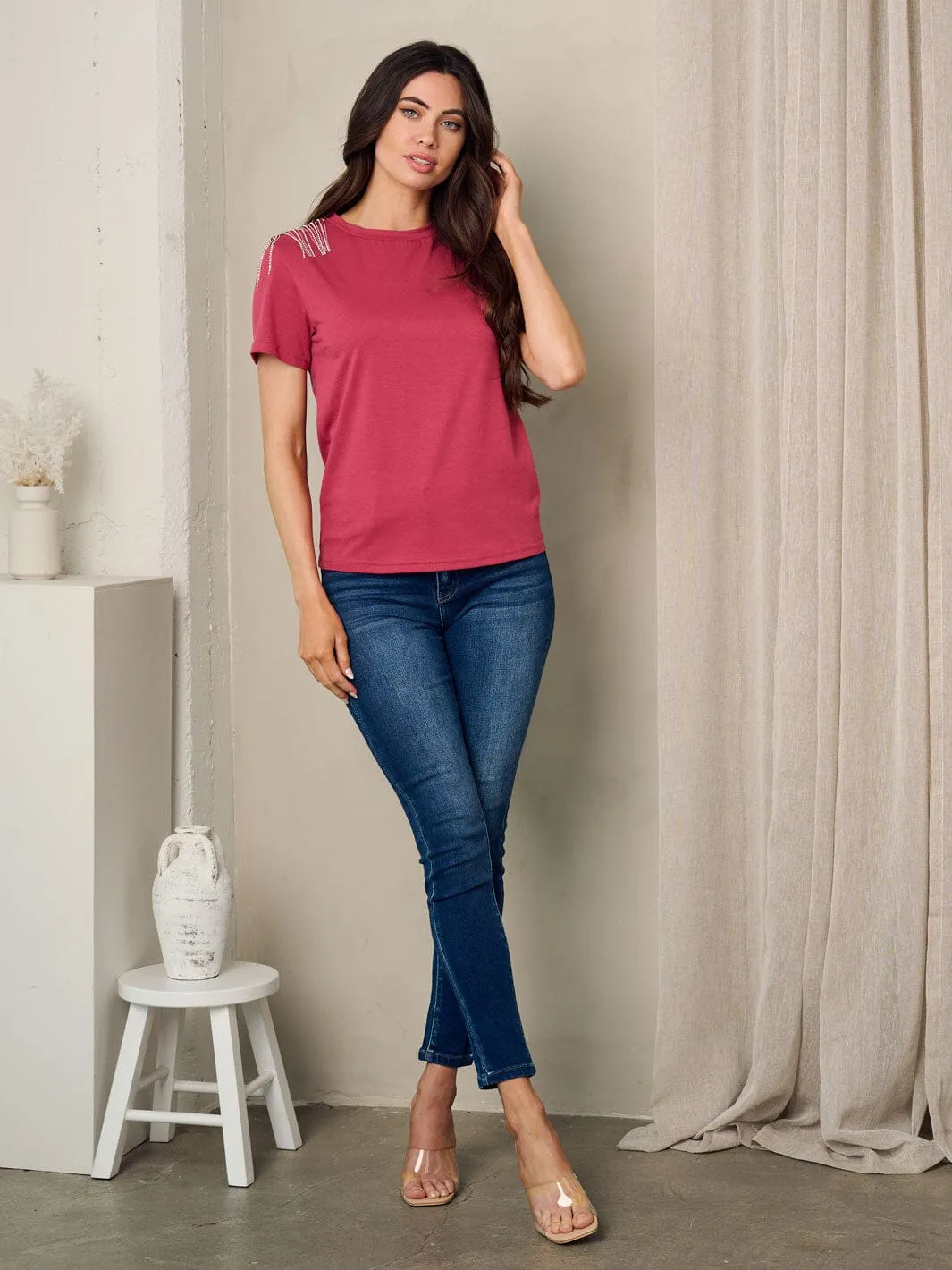 WOMEN'S SHORT SLEEVE SHOULDER DETAILED SOLID TOP