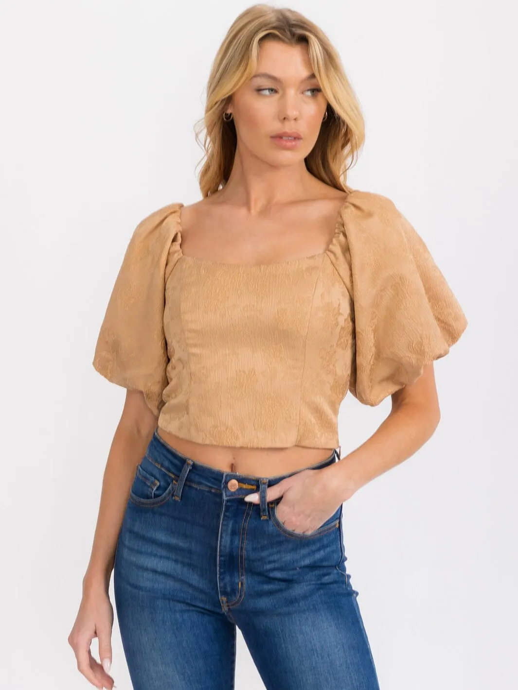 WOMEN'S SHORT SLEEVE SQUARE NECK DETAILED CROP TOP