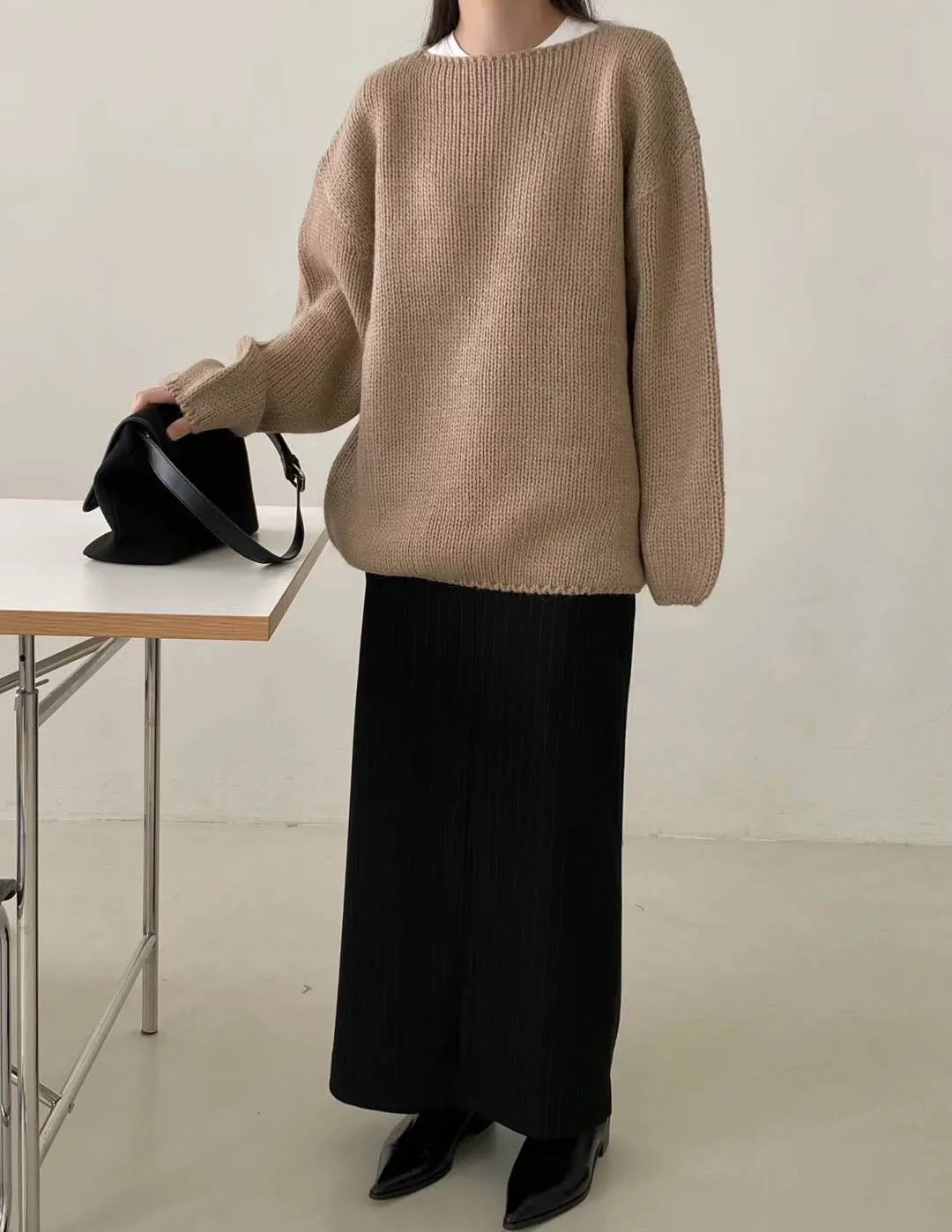 WOOL ALPACA BOAT NECK KNIT LATTE