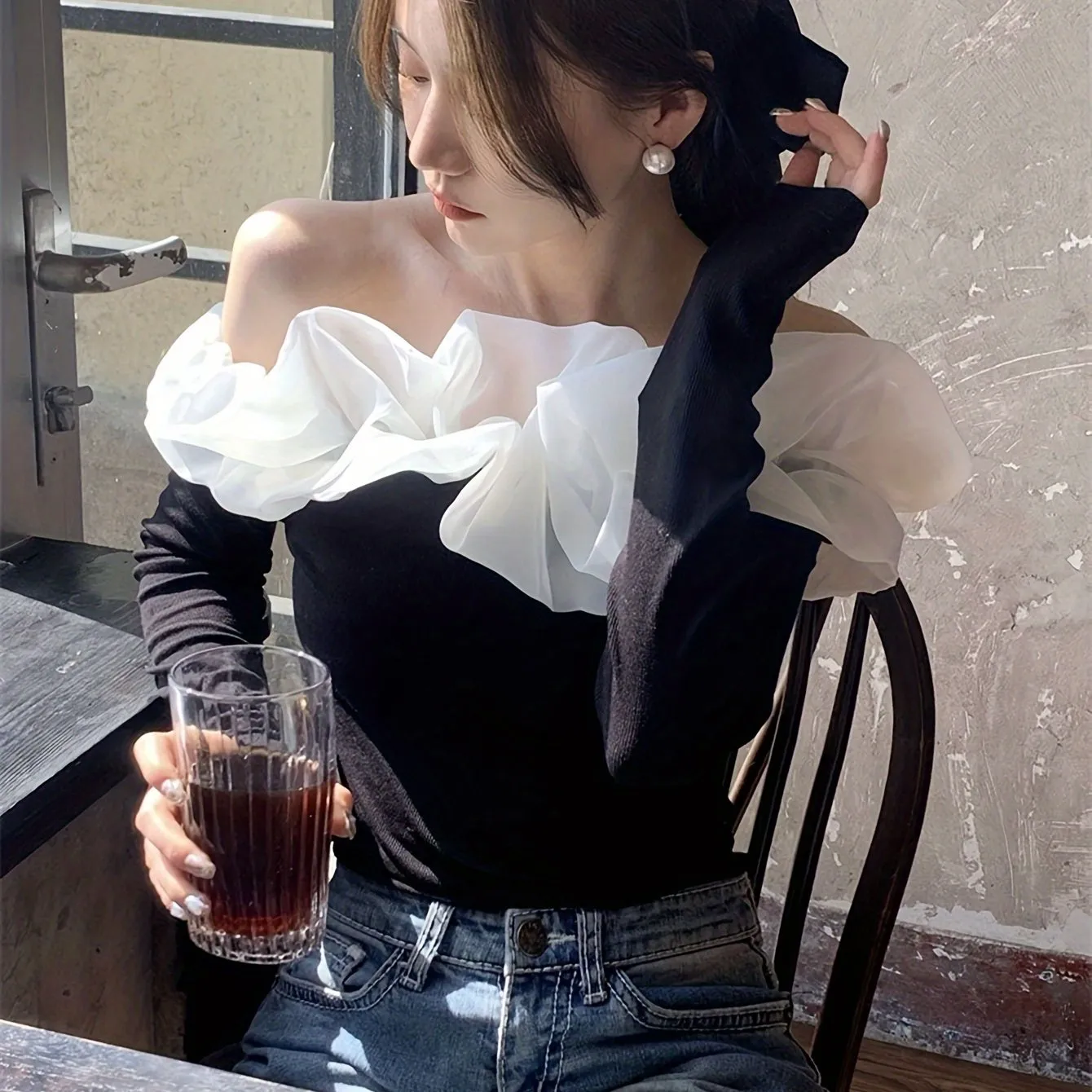 xieyinshe  Contrast Trim Off Shoulder T-Shirt, Elegant Long Sleeve Ruffle Trim T-Shirt For Spring & Fall, Women's Clothing