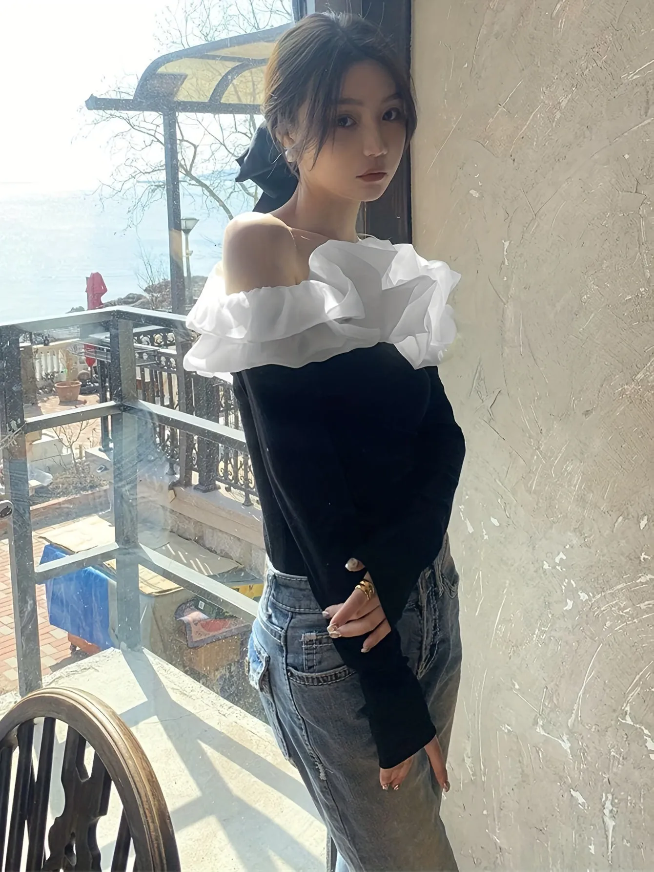 xieyinshe  Contrast Trim Off Shoulder T-Shirt, Elegant Long Sleeve Ruffle Trim T-Shirt For Spring & Fall, Women's Clothing